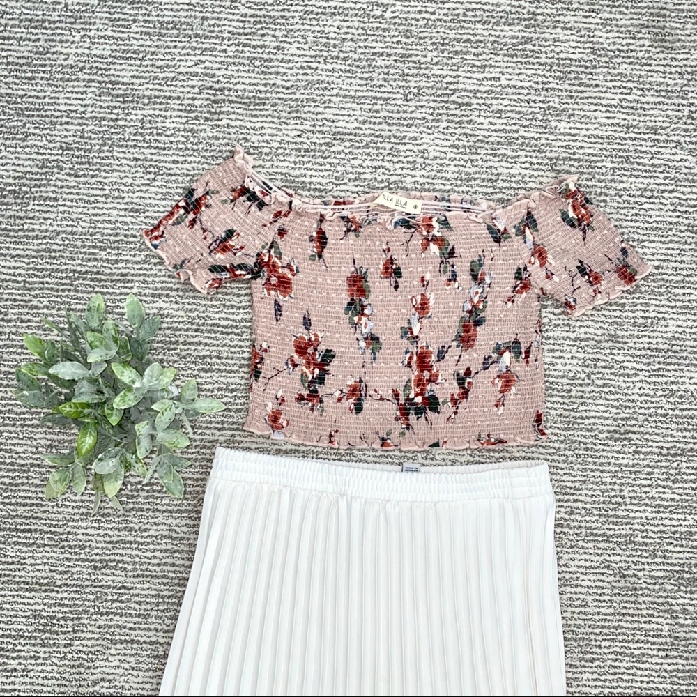 Off the shoulder crop top!